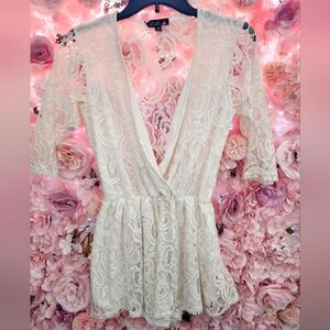 Elegant Lace V-Neck Romper Dress